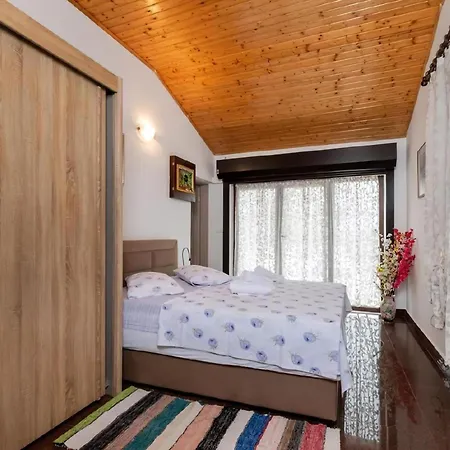 Nyaraló Haus Plum *